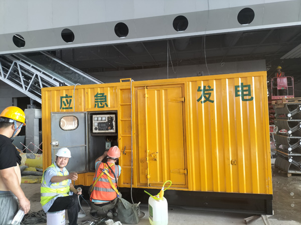 承德怎样判断空气滤清器是否需要更换？